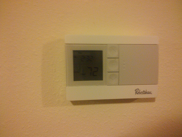Alaposságot követel a fan-coil termosztát megvétele